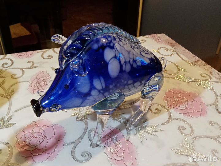 Статуэтки из стекла