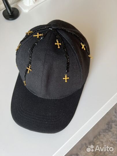 Кепка с вышивкой