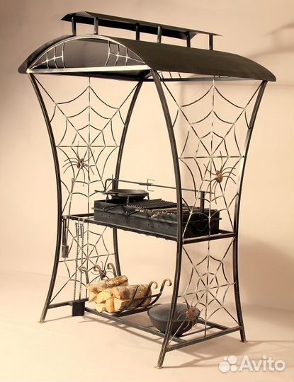 Мангал с крышей