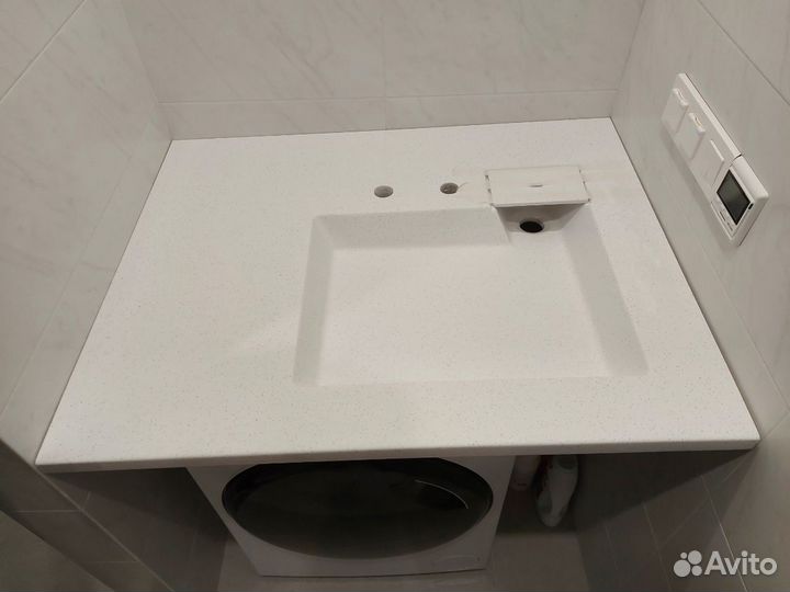 Столешница из искусственного камня с раковиной