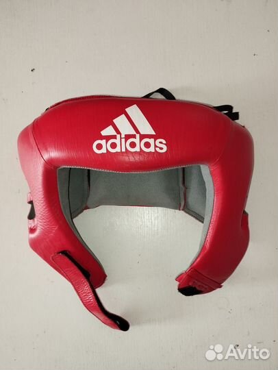 Боксерский шлем adidas aiba