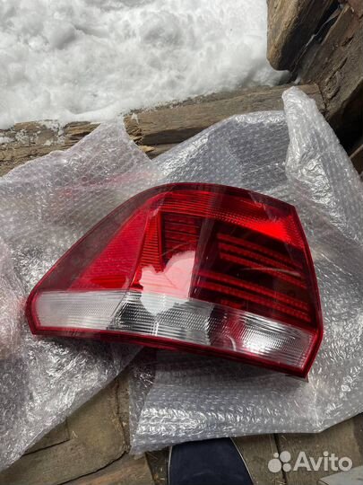 Фара volkswagen polo задняя