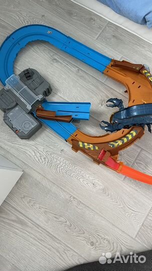 Гоночный трек hot wheels