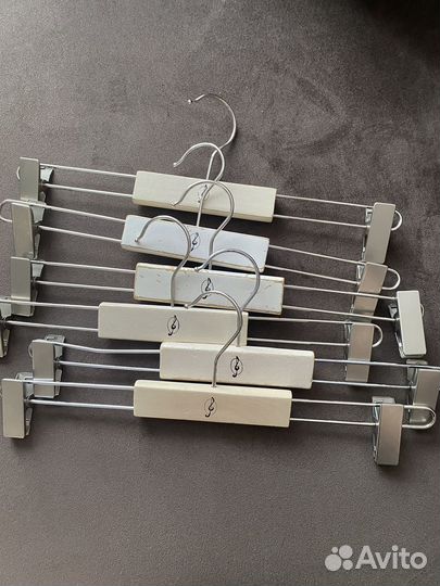 Плечики с прищепками stradivarius