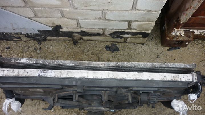 Кассета радиаторов лагуна 3