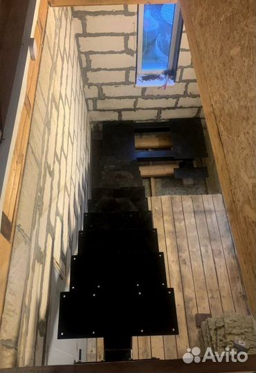 Лестница для загородного дома