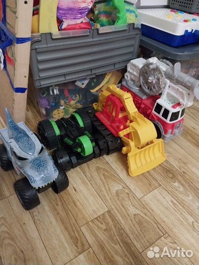 Детские игрушки машины