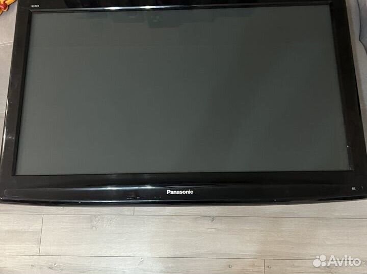 Телевизор Panasonik viera