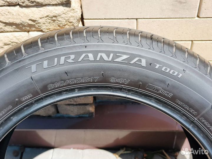 Bridgestone Turanza T001 215/55 R17 94V