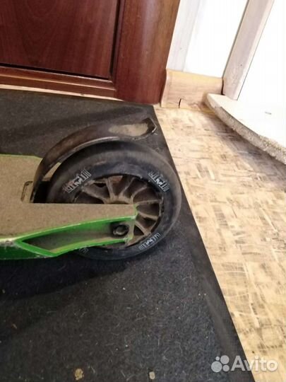 Трюковой самокат limit