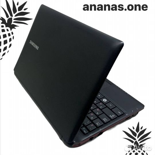 Нетбук Samsung N145 Plus