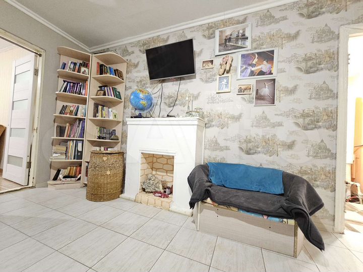 2-к. квартира, 50 м², 1/1 эт.