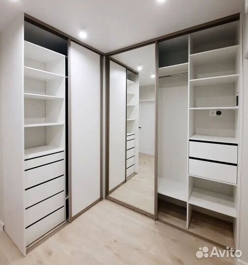 Шкаф на заказ / Бесплатный выезд и замер