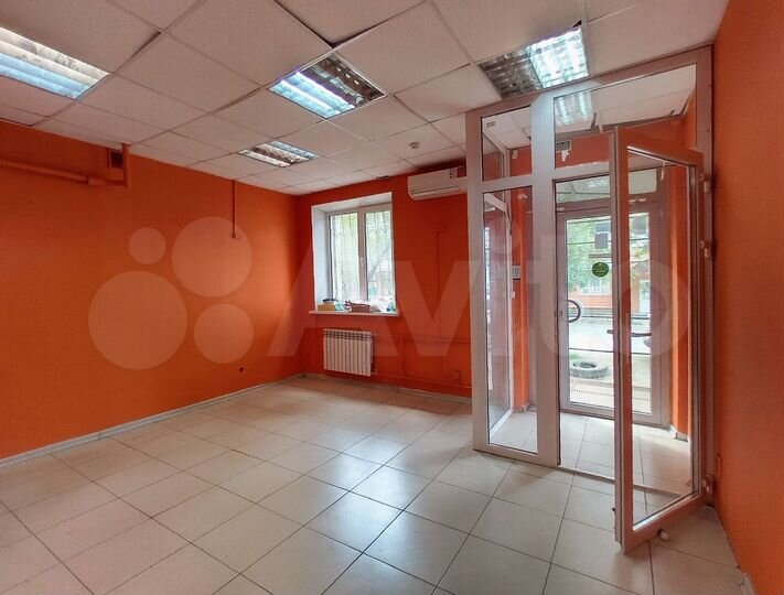 Торговое помещение на 1-ой линии, 22 м²