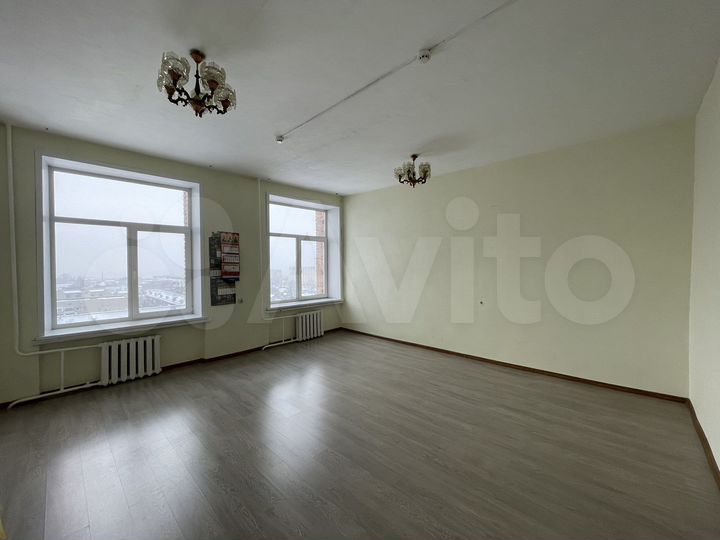 Офисы: 10м²; 15м²; 29м²; 111м²; 300м²