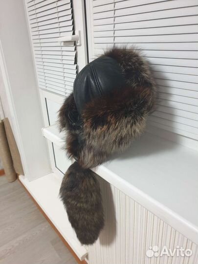 Шапка унисекс, золотистая чернобурая лиса