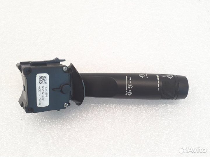 Подрулевой переключатель дворников правый Ford