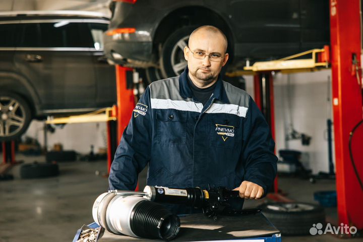 Амортизатор для Cadillac Escalade (GTM900) задний