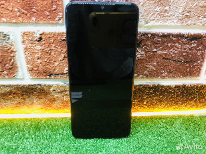 Infinix HOT 30i, 4/64 ГБ