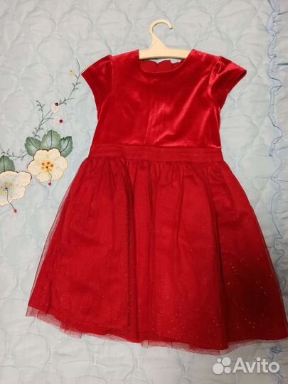 Платье праздничное