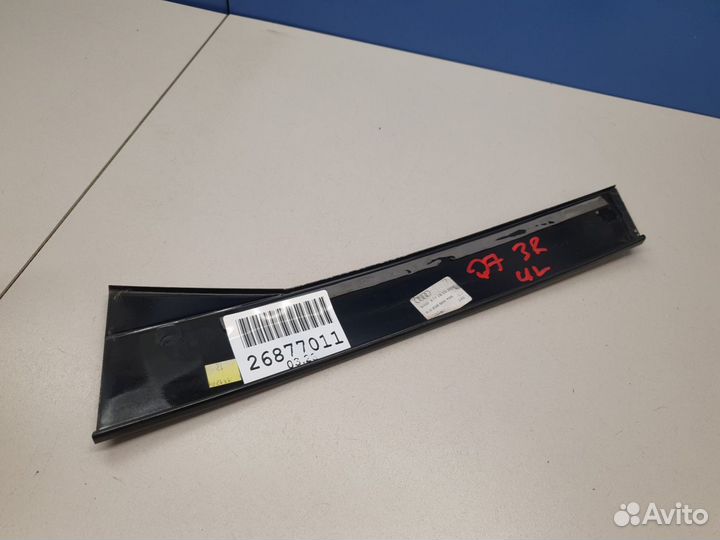 Накладка рамки двери задняя правая Audi Q7 4L 2005-2015