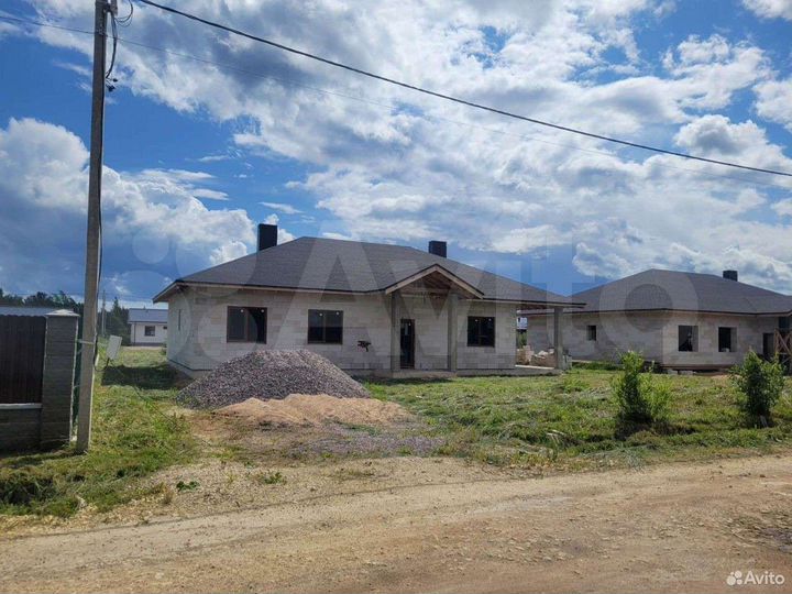 Дом 240 м² на участке 10 сот.