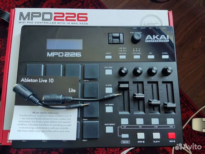 Akai mpd 226