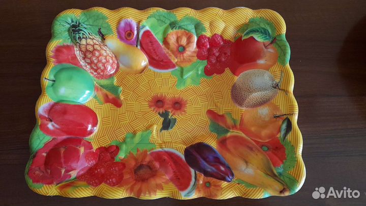 Блюдо и сухарница