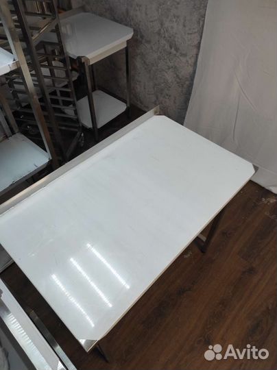 Стол для кафе, столовой, ресторана