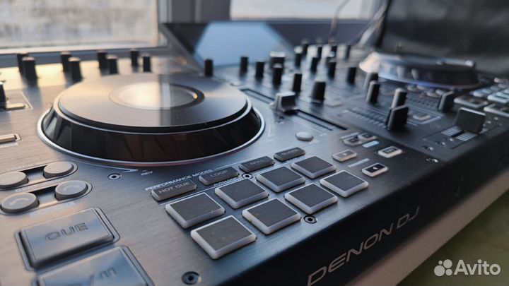 Dj контролер Denon dj prime 2
