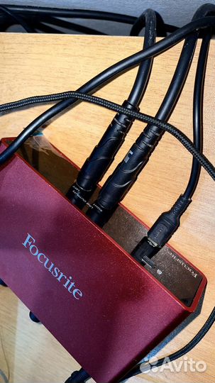 Студийный микрофон и звуковая карта