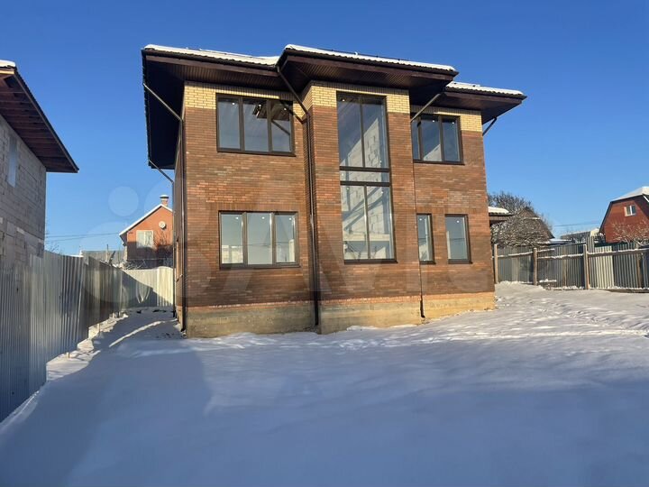 Дом 155 м² на участке 6 сот.