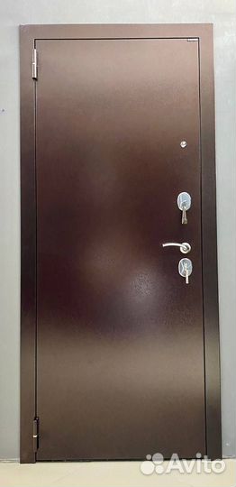 Дверь входная металлическая