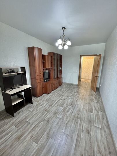 1-к. квартира, 42 м², 8/9 эт.