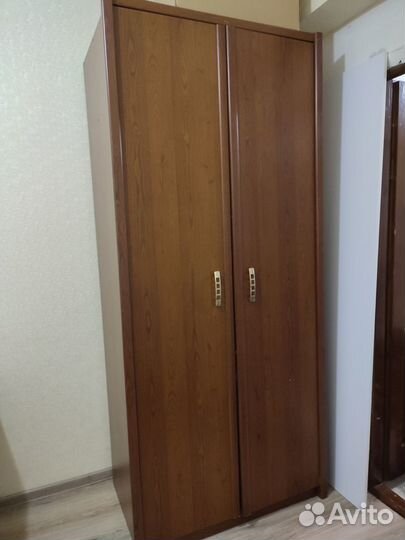 Продам шкаф бу