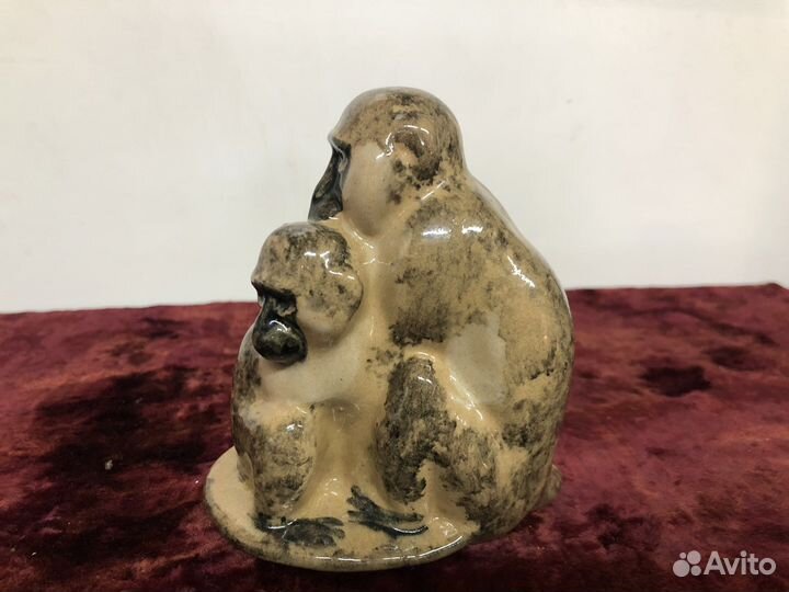 Статуэтка Обезьянки обливная керамика