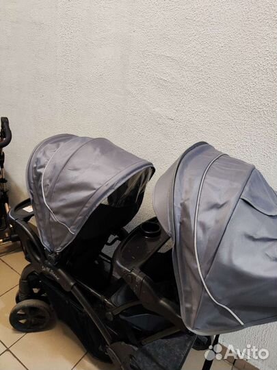 Коляска для двойни и погодок