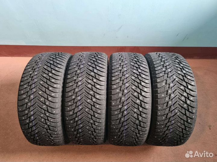 Nokian Tyres Hakkapeliitta 10p 235/45 R18 98T