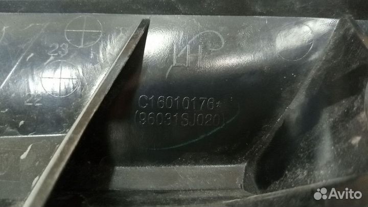 Спойлер двери багажника левая часть