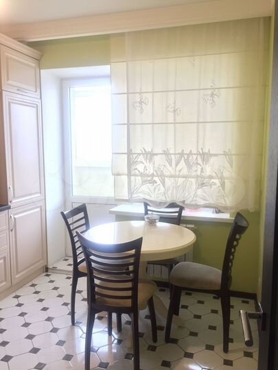 2-к. квартира, 56 м², 6/6 эт.