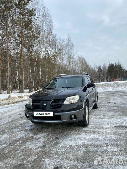 Mitsubishi Outlander 2.4 AT, 2004, 265 000 км