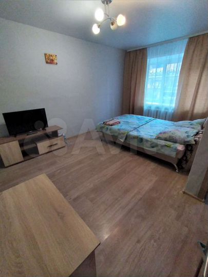 1-к. квартира, 30 м², 1/4 эт.