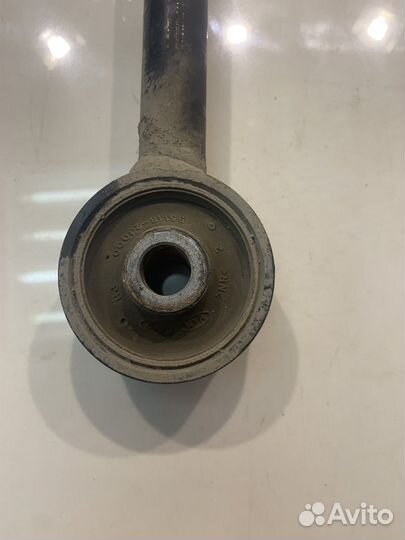 Рычаг подвески (задний, правый, продольный)