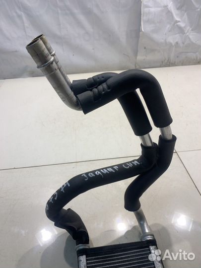 Радиатор отопителя (Jaguar XE)