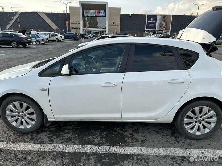 Opel Astra 1.4 AT, 2012, 93 000 км