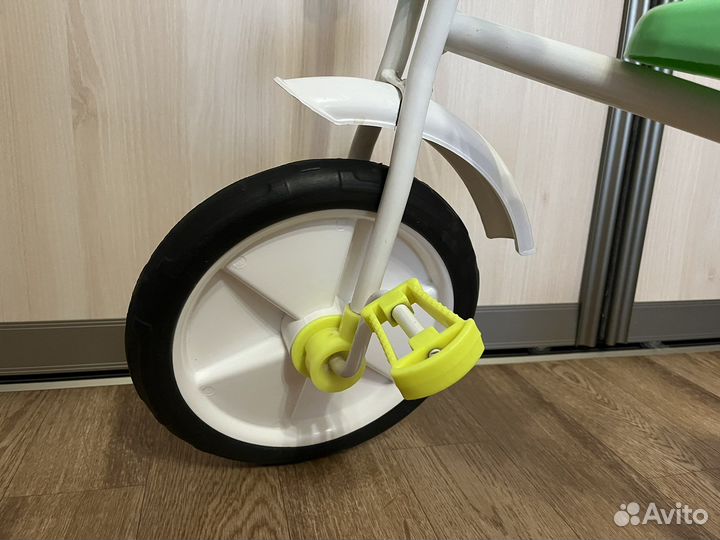 Велосипед трёхколёсный 