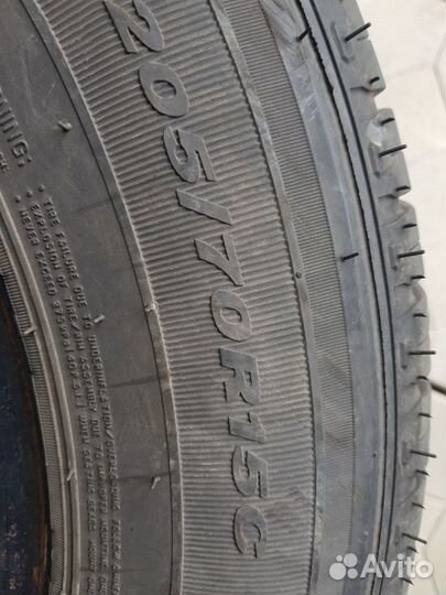 Roadstone Roadian CT8 205/70 R15C 104T