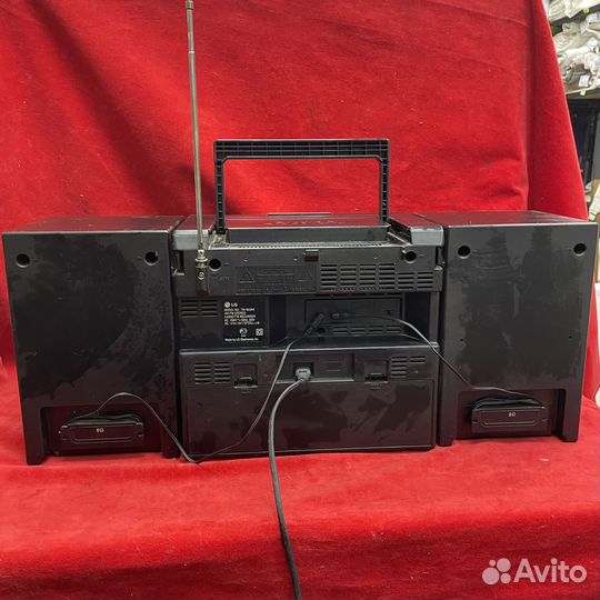 Музыкальный центр LG TW 863AX С караоке магнитола