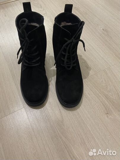 Ботинки женские зимние 38 размера