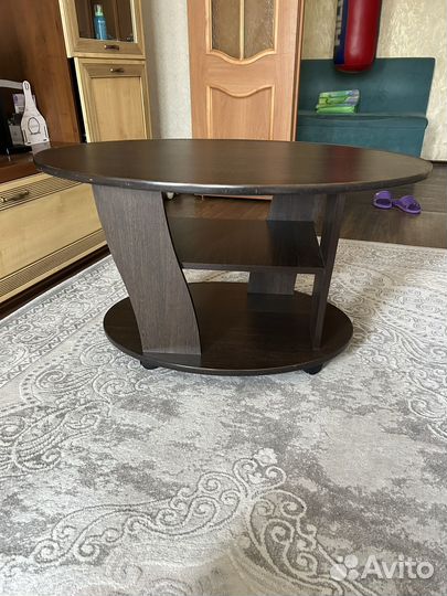 Журнальный столик круглый бу